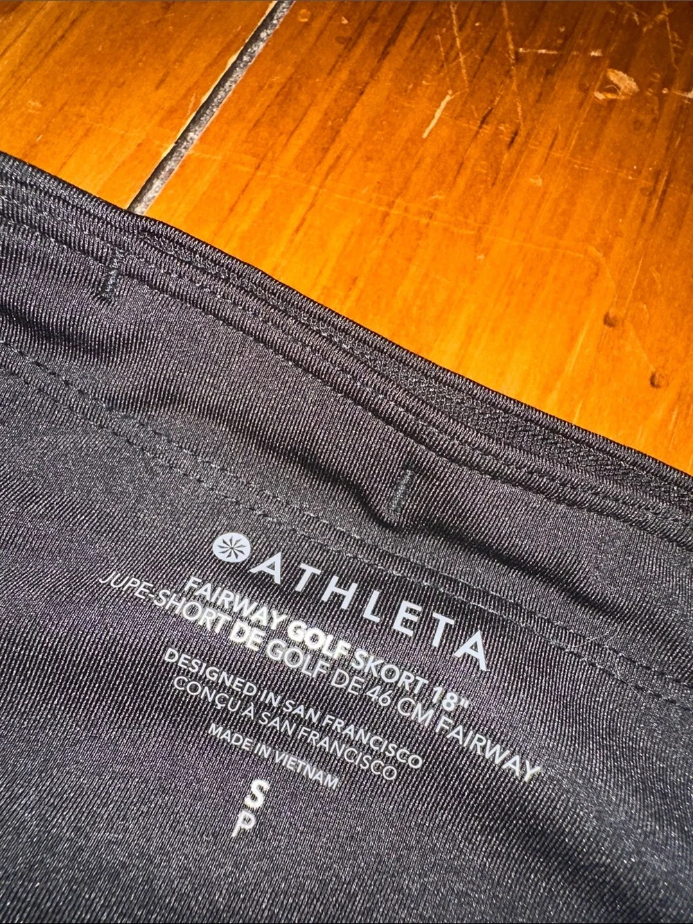 Athleta Women's Black Skort with Zip Pockets